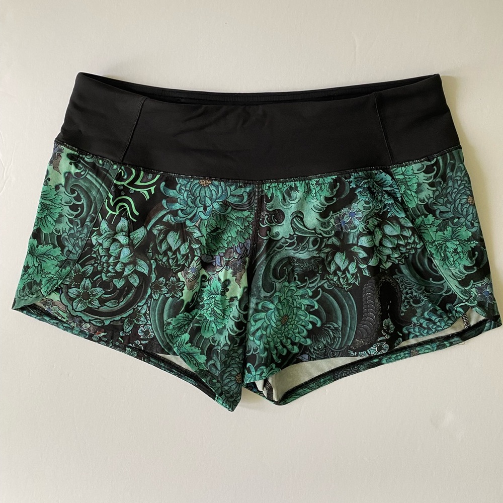 Lululemon Run Times Shorts Size 6